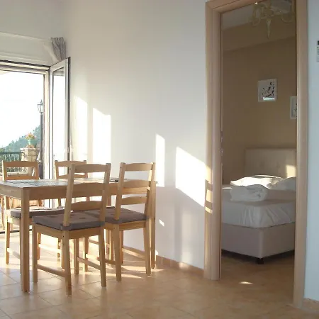 Merlot Village 4*