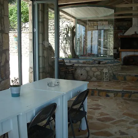 Merlot Village Rental Properties * Karia (Lefkada)